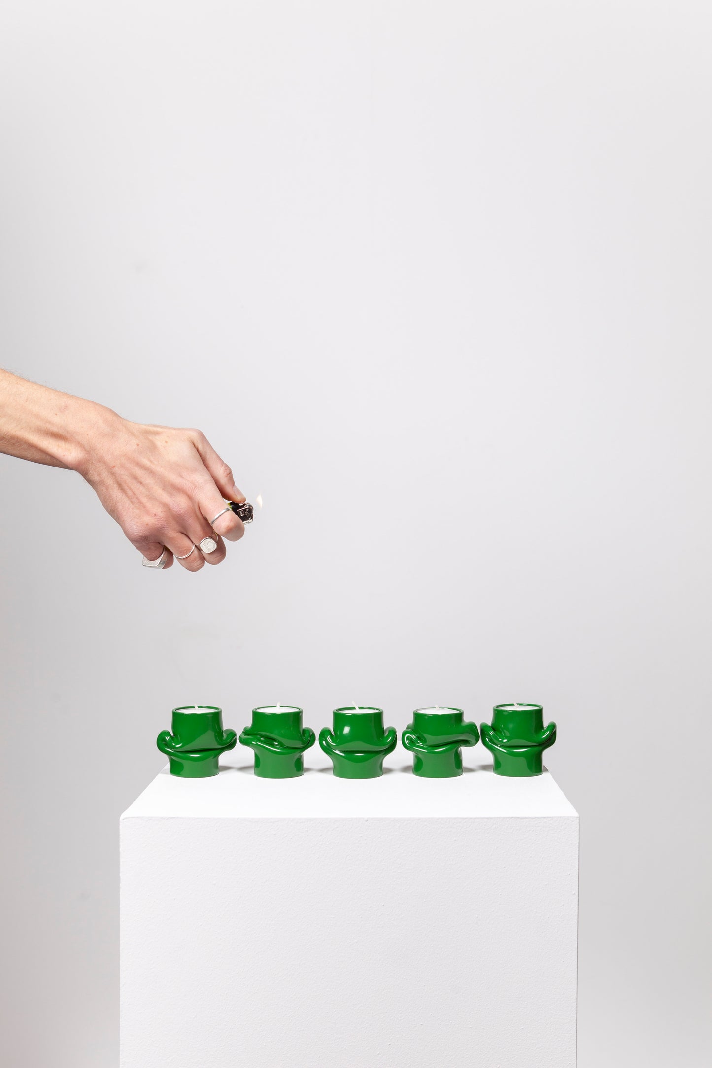 Mondo tea light holder