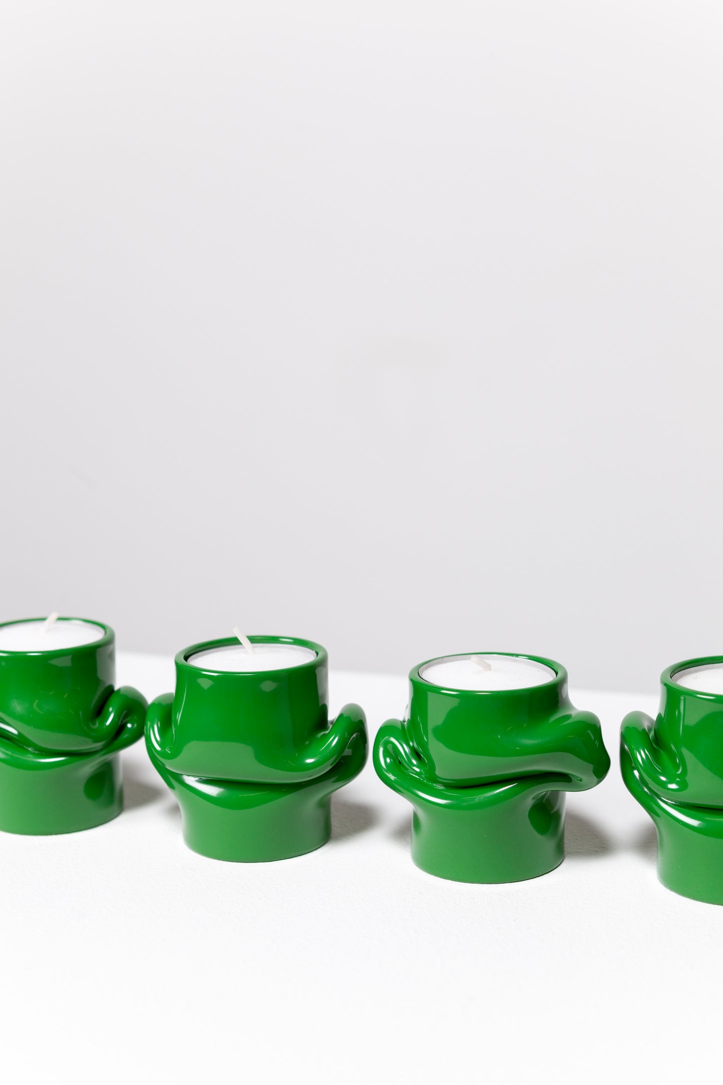 Mondo tea light holder