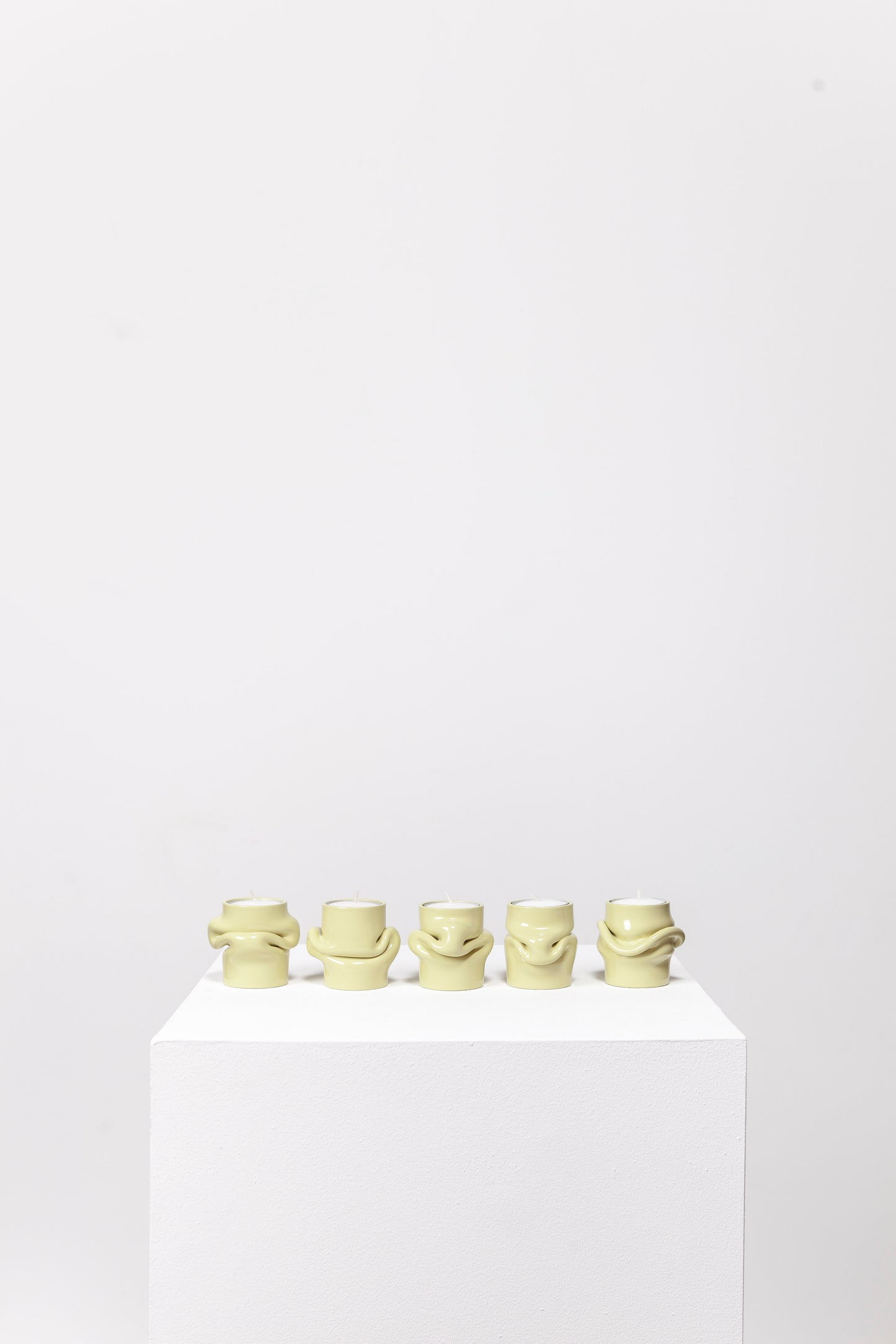 Mondo tea light holder