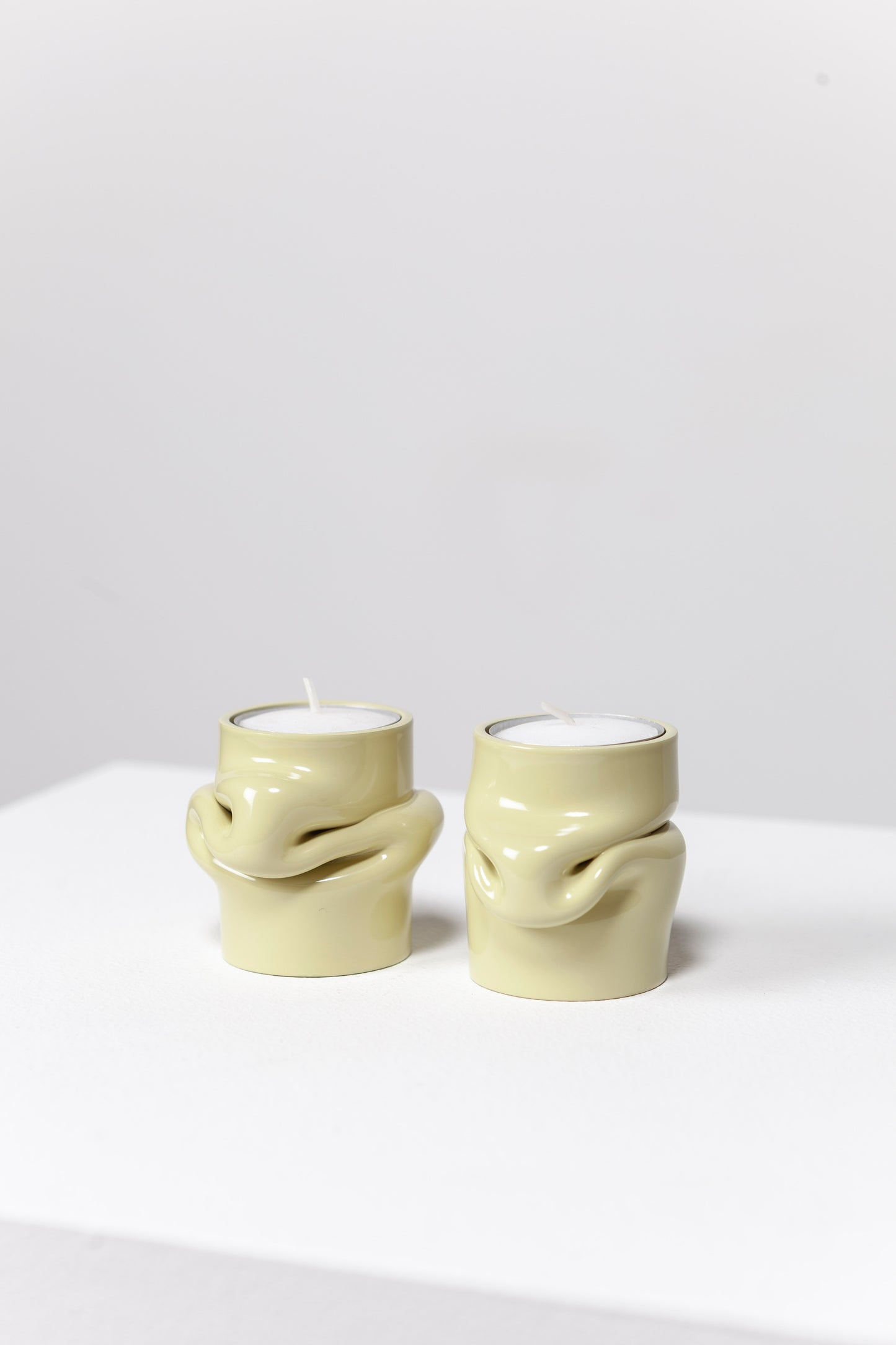 Mondo tea light holder
