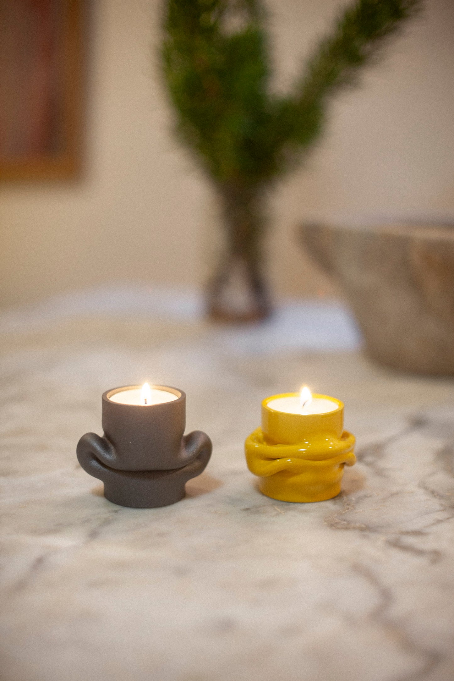 Mondo tea light holder