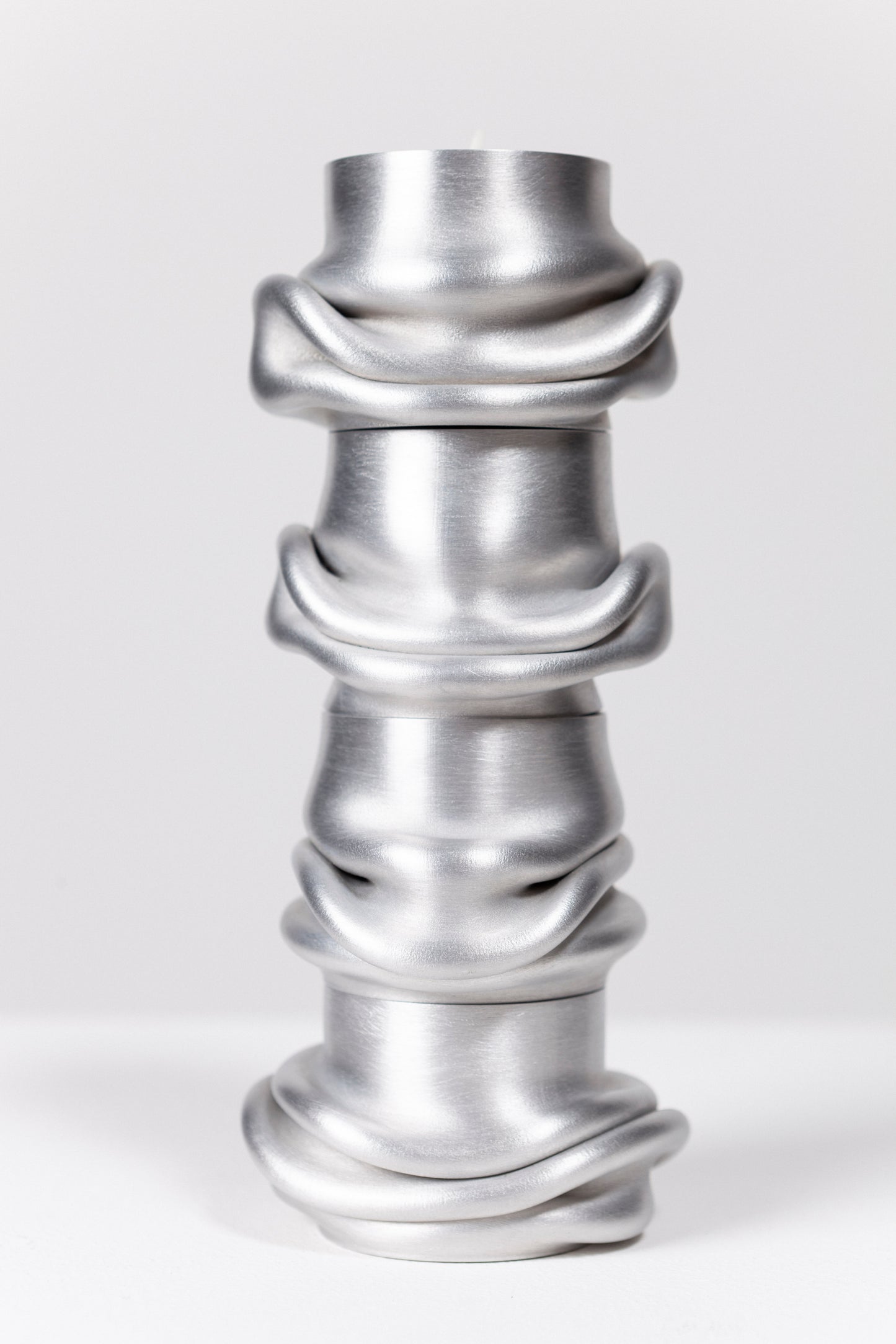 Mondo tea light holder (brushed aluminium)