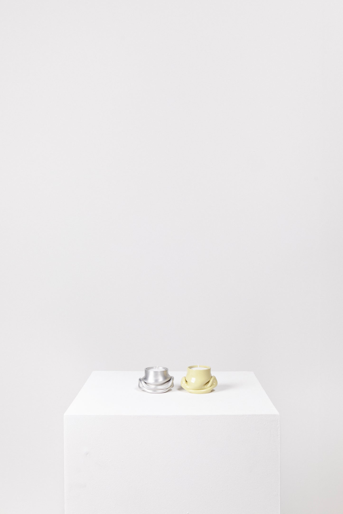 Mondo tea light holder (brushed aluminium)