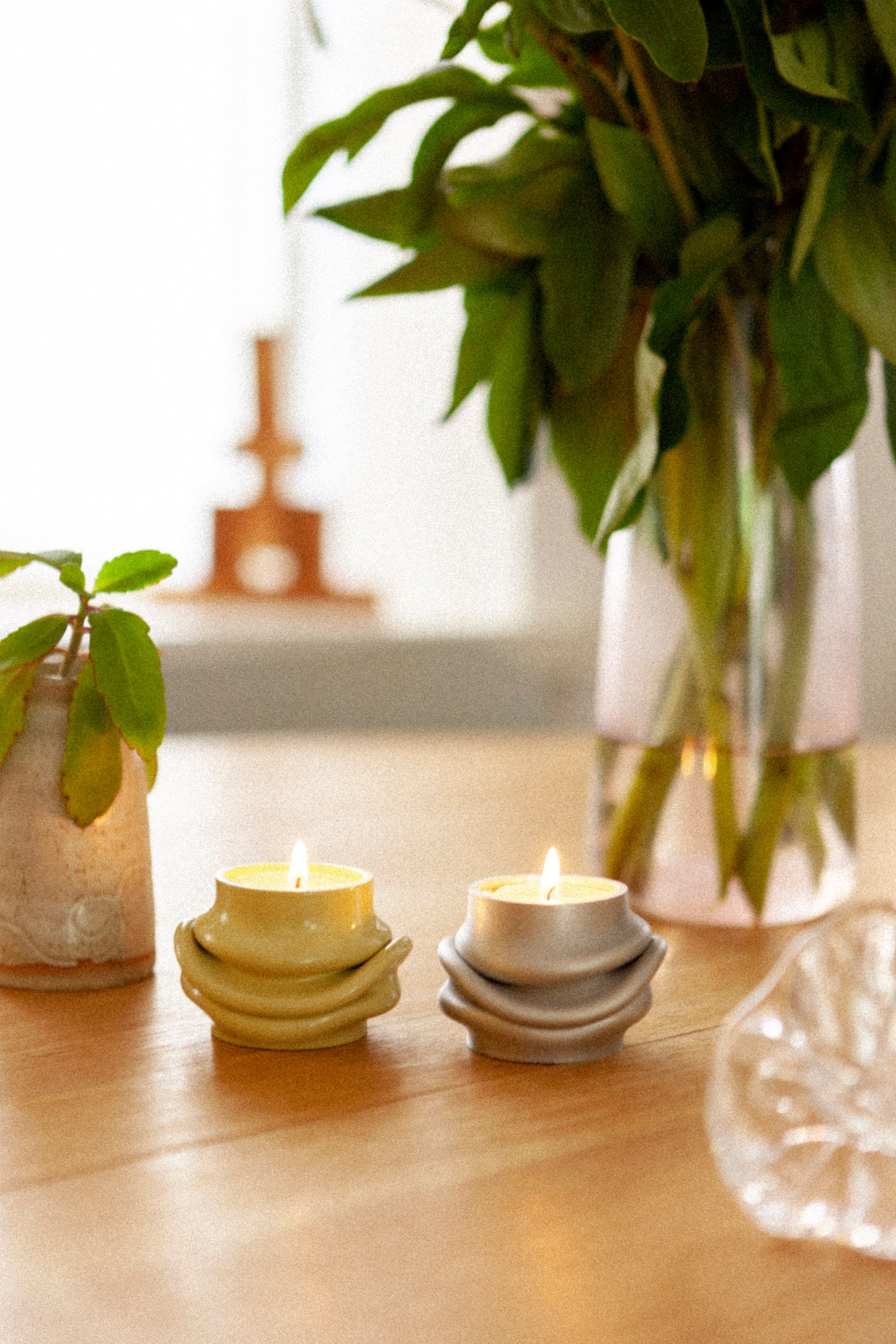 Mondo tea light holder (pale green)