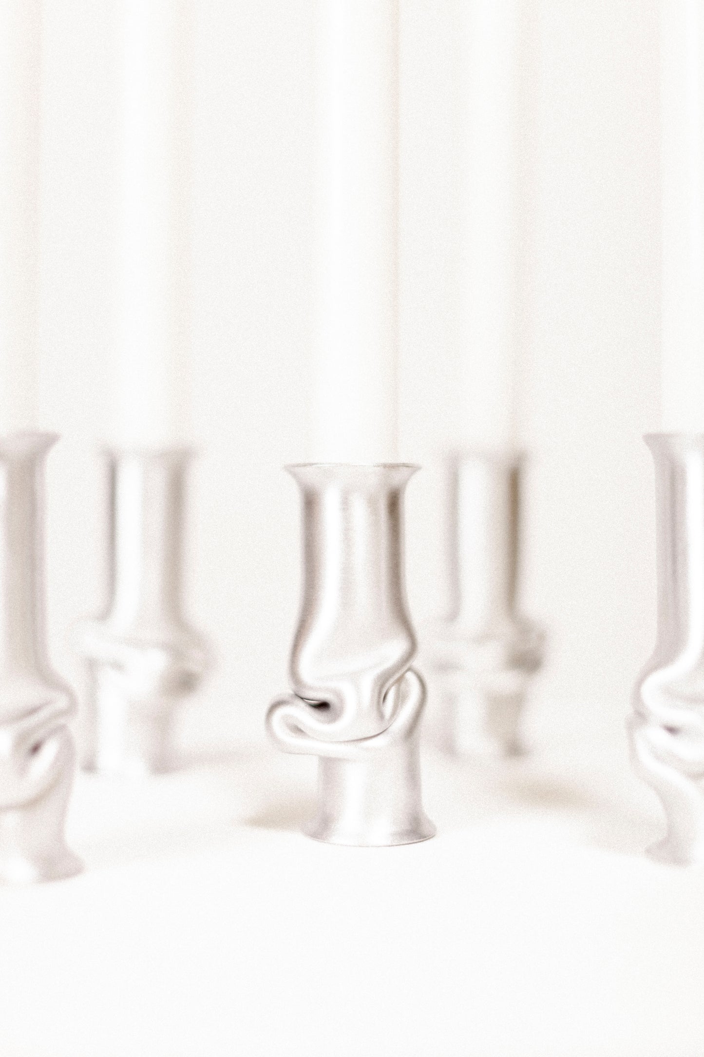 Solo candle holder