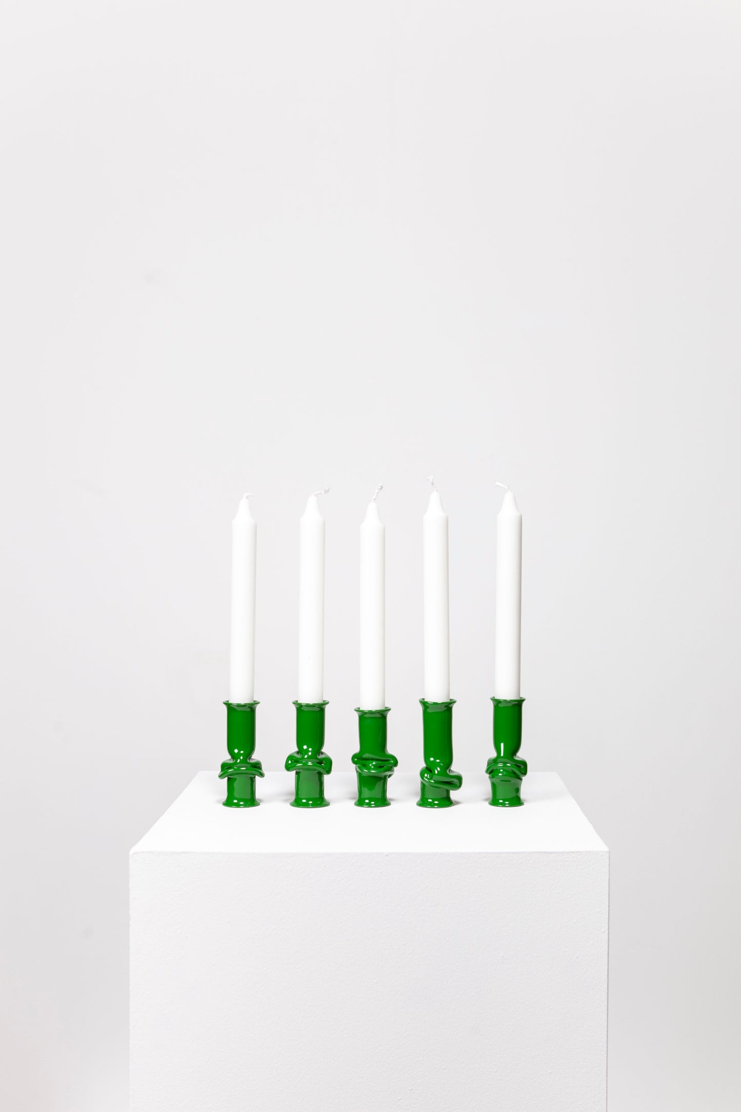 Solo candle holder