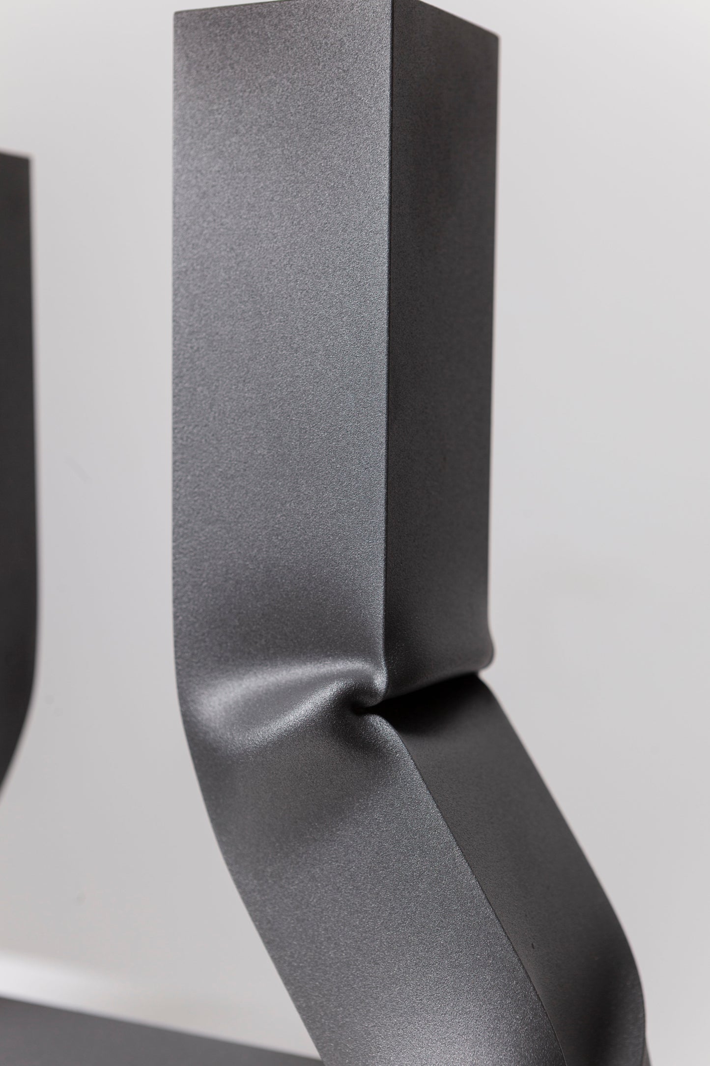 Vasi vase (Dark aluminium)