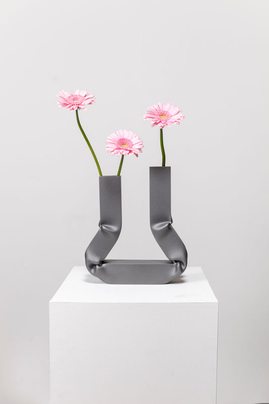 Vasi vase (Dark aluminium)