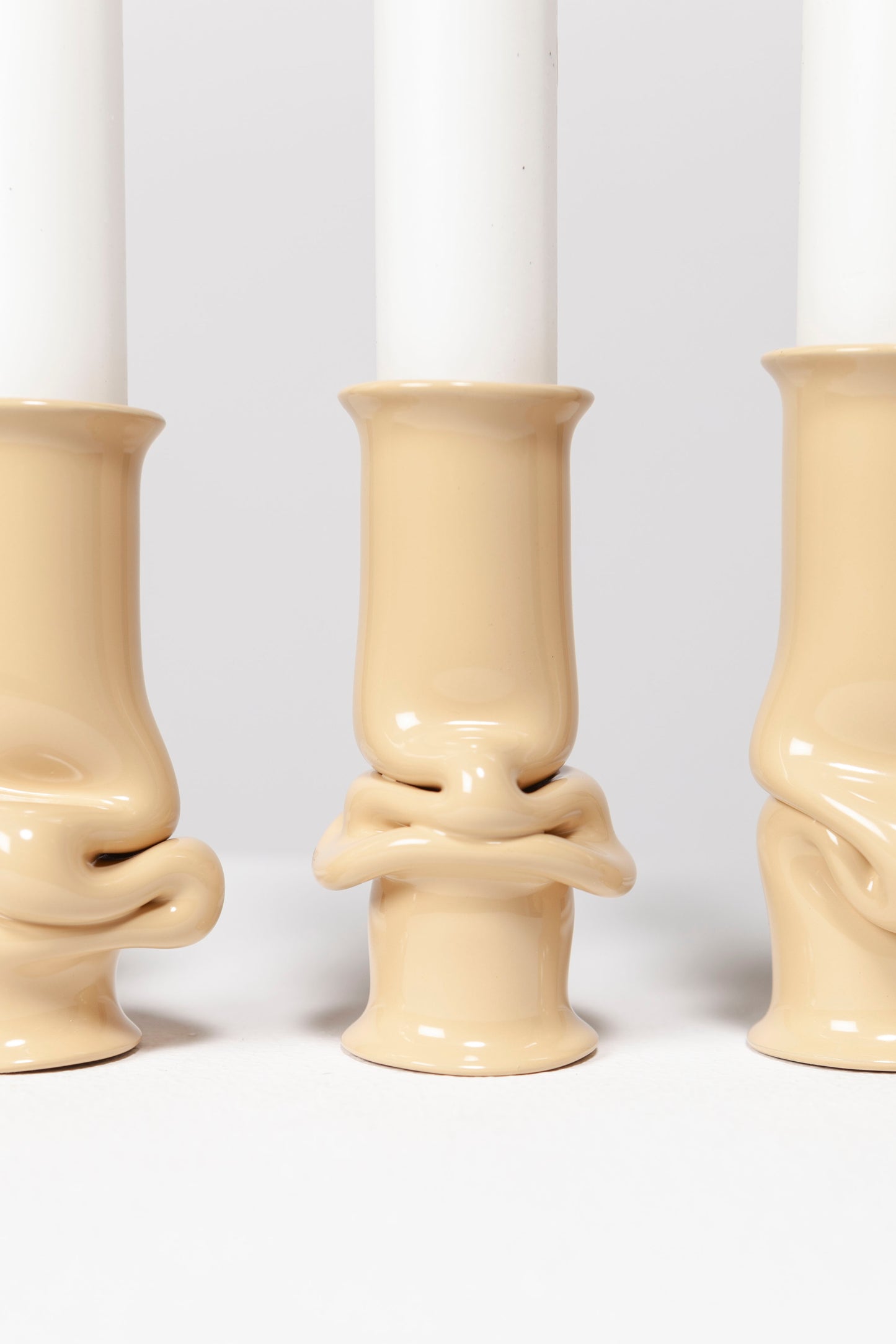 Solo candle holder