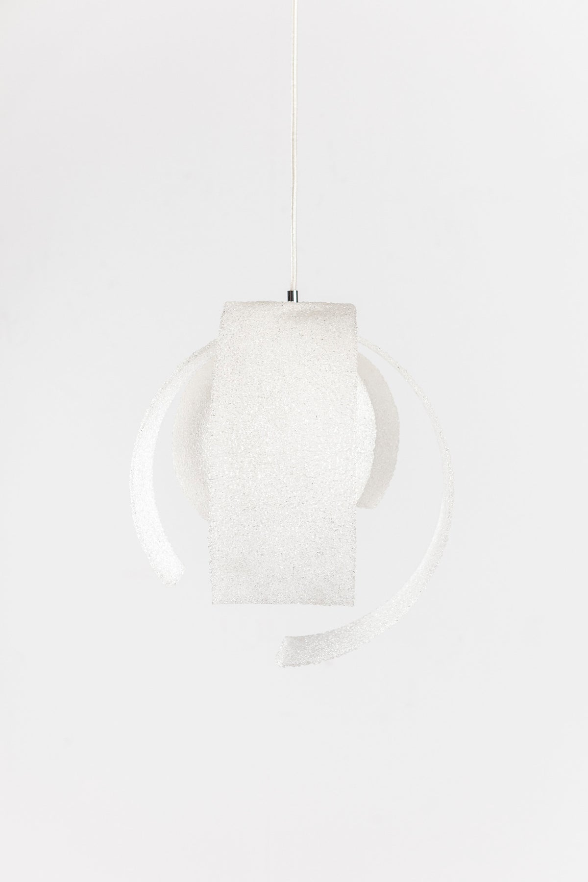 F46-21 PENDANT LAMP
