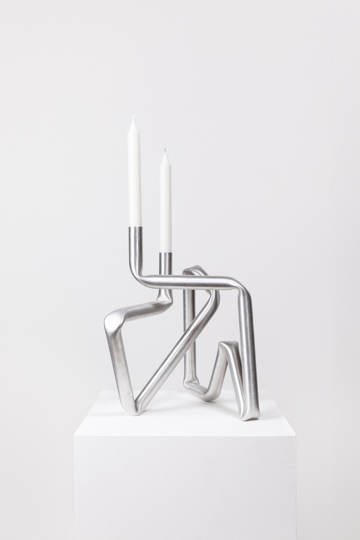 Bucati candle holder (Brushed aluminium)