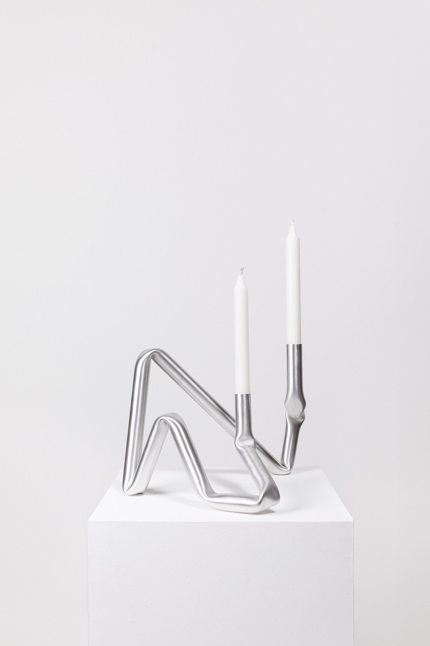 Bucatini candle holder (brushed aluminium)
